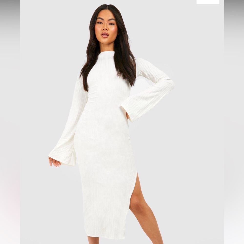 Crinkle ribbed flare sleeve midi dress